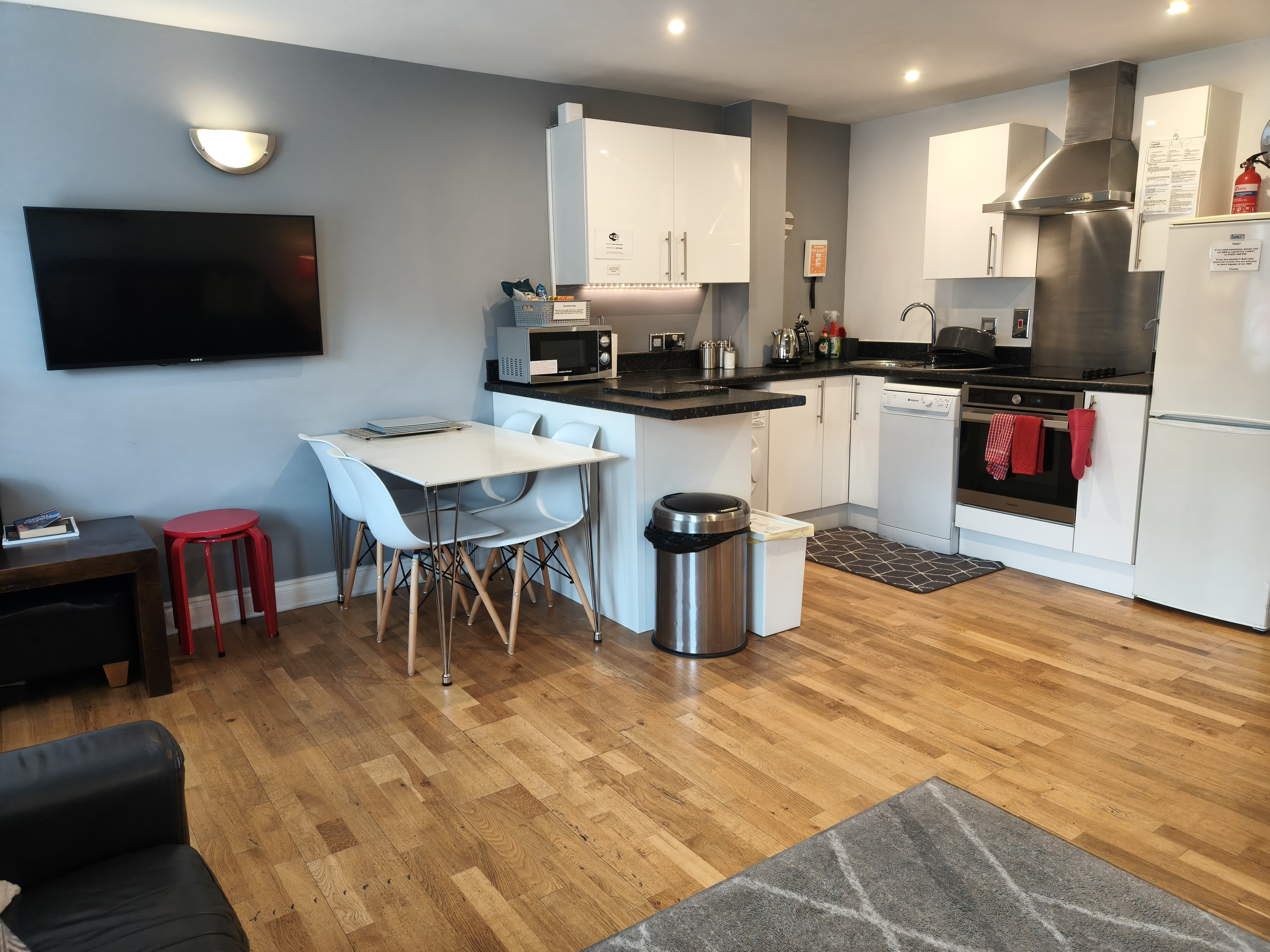 Apartment Kitchen